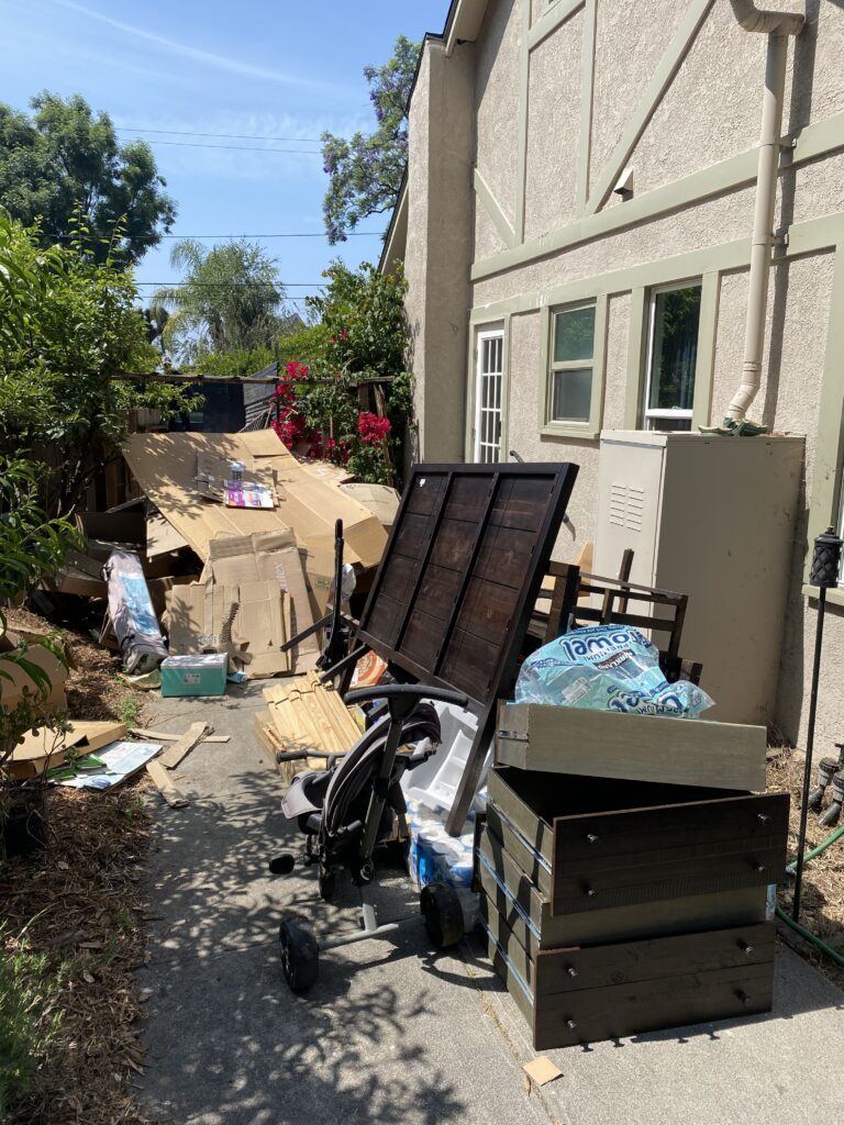 Discount Junk Hauling job photo, portrait format